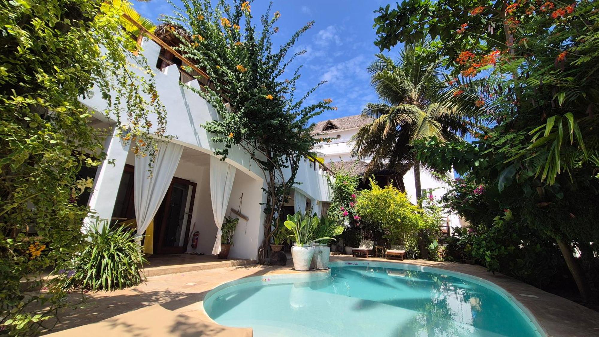 Moyo Apartment Pwani Mchangani Exterior photo